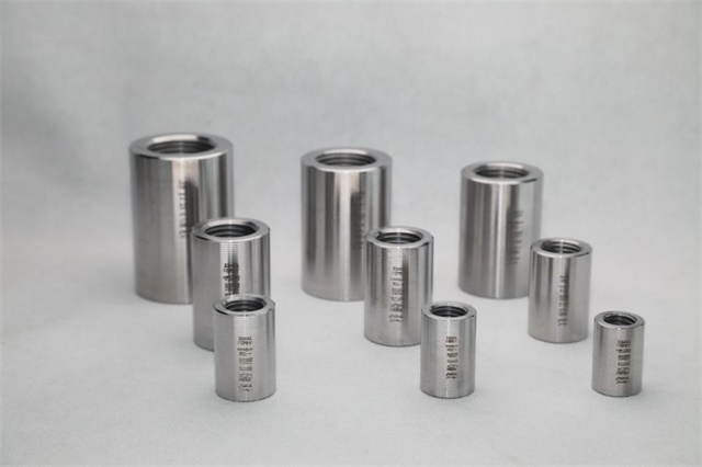 四平直螺纹钢筋预埋套筒